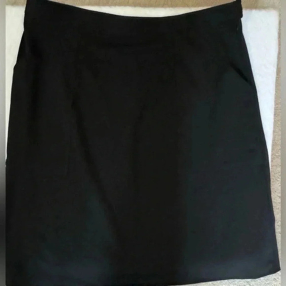 Isaac Mizrahi Black A-Line Skirt